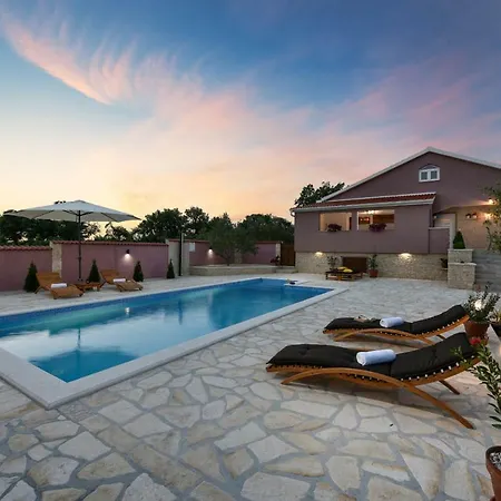 Marija Zadarvillas Villa *