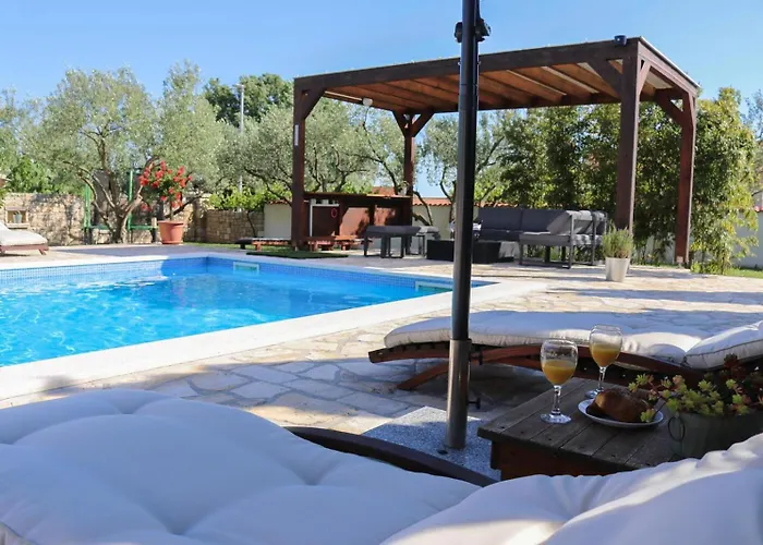 Marija Zadarvillas Villa *