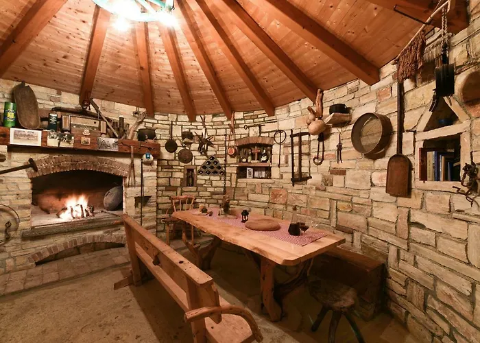 Marija Zadarvillas Policnik