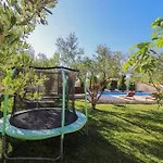 Marija Zadarvillas Policnik
