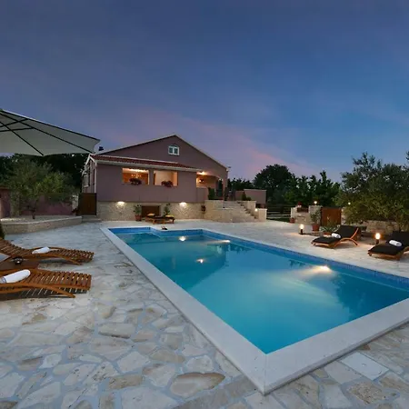 Vila Marija Zadarvillas